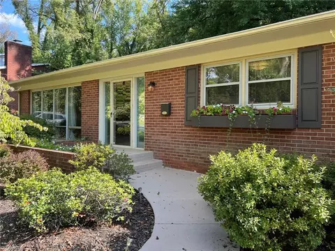 2890 Marguerite Park Dr, Winston Salem, NC 27106