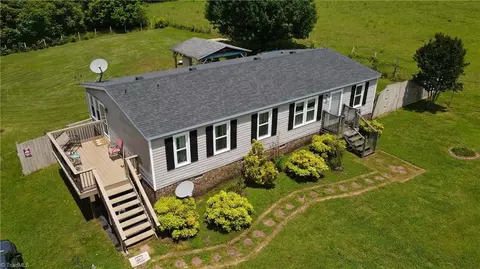 6766 Shiloh Rd, Liberty, NC 27298