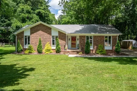 301 Leland Dr, Greensboro, NC 27455