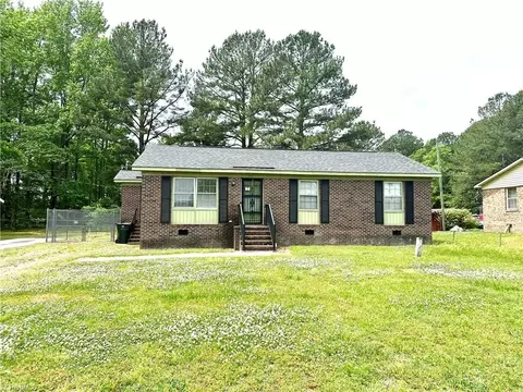 612 Martin Luther King Ave S, Enfield, NC 27823