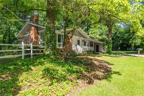 2500 Westmoreland Dr, Greensboro, NC 27408
