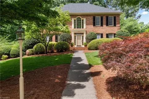 3374 Sally Kirk Rd, Winston Salem, NC 27106