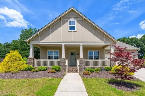 1822 Eastover Ct, Kernersville, NC 27284