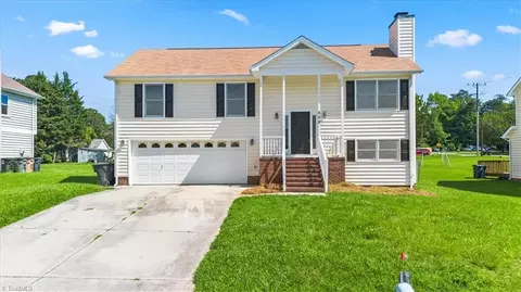 509 Mount Olive Dr, Greensboro, NC 27406