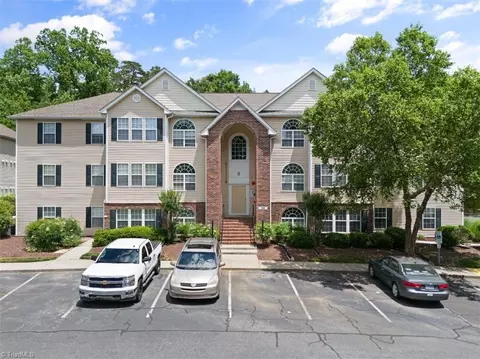 311 Ivy Glen Ct, Winston Salem, NC 27127