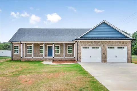 112 Painted Trl, Lexington, NC 27295