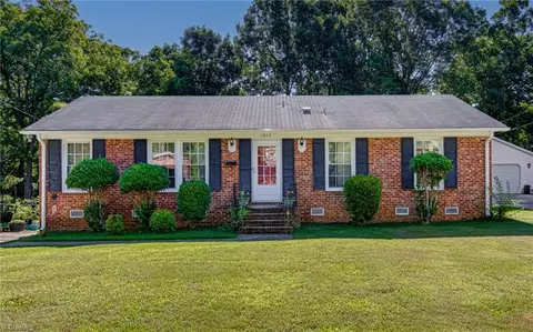 1917 Carlton Ave, Greensboro, NC 27406