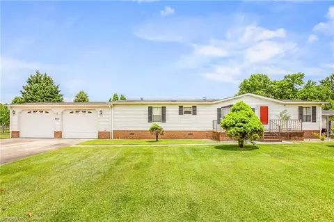 8581 Nc 268, Elkin, NC 28621