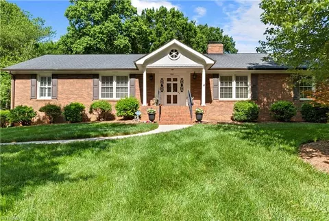 380 Stanaford Rd, Winston Salem, NC 27104