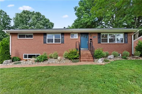 1342 Berwick Rd, Winston Salem, NC 27103