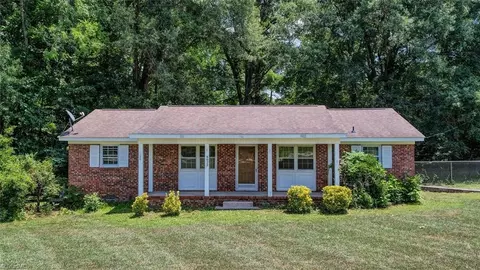 6022 Mcleansville Rd, Mcleansville, NC 27301