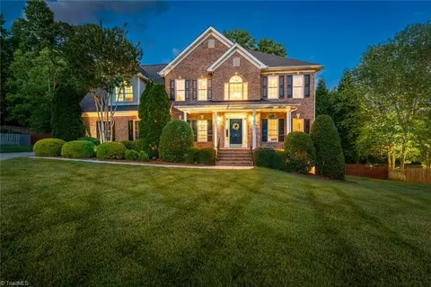 4 Ted Ct, Jamestown, NC 27282