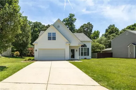 4128 Tutbury Dr, Jamestown, NC 27282