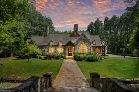 3160 Panther Ridge Ln, Lewisville, NC 27023