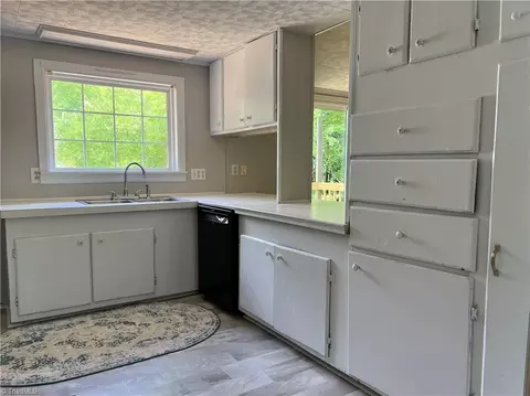 6181 Asheton Dr, Trinity, NC 27370 photo 19