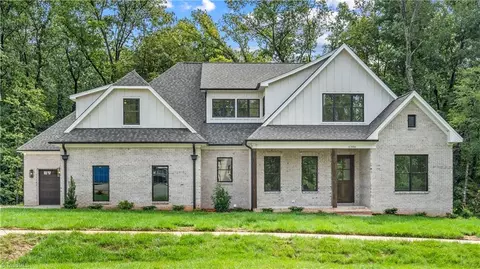 6386 Whitaker Trce, Oak Ridge, NC 27310