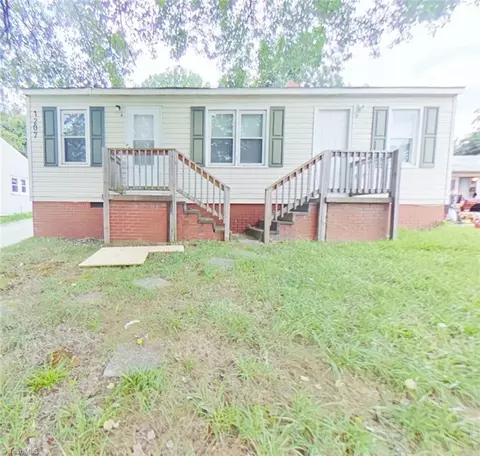 1207 Asheboro St #A&B, High Point, NC 27260