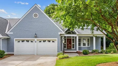 5 Sommerton Ct, Greensboro, NC 27408