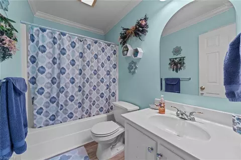 Bath - 3863 Range Crest Ct, High Point, NC 27265 photo 4 of 4
