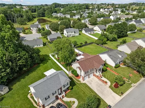 View/Area - 3863 Range Crest Ct, High Point, NC 27265 photo 3 of 6