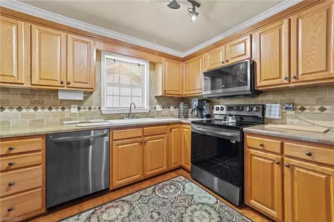 Kitchen - 3863 Range Crest Ct, High Point, NC 27265 photo 2 of 3