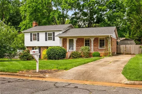 1803 Downing St, Greensboro, NC 27410