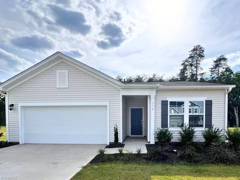114 Piebald Dr, King, NC 27021