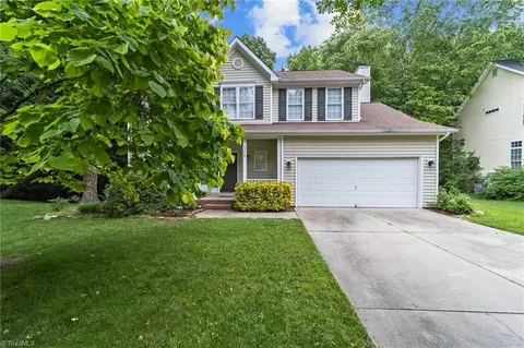 3216 Cheswick Dr, Greensboro, NC 27410