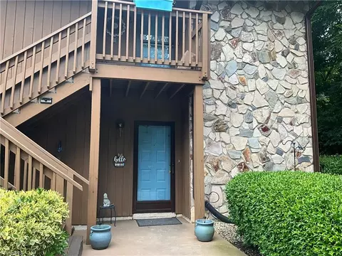 11 Cedar Crk, Jamestown, NC 27282