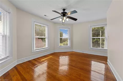 Bedroom - 208 Parkway Ave W, High Point, NC 27262 photo 11 of 11