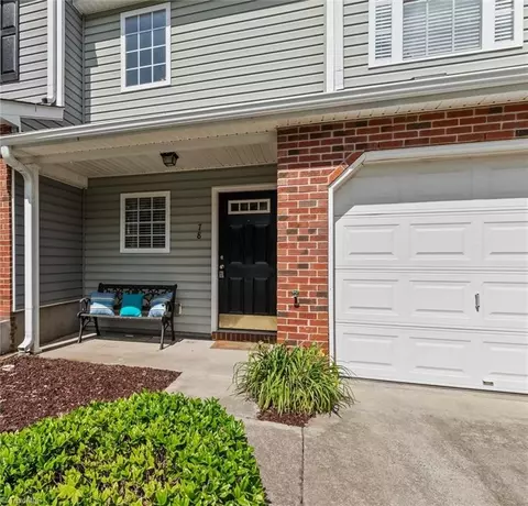 78 Scott Hollow Dr, Winston Salem, NC 27103