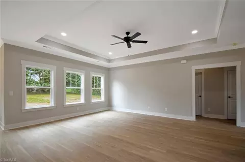 115 Burberry Dr, Purlear, NC 28665 photo 17