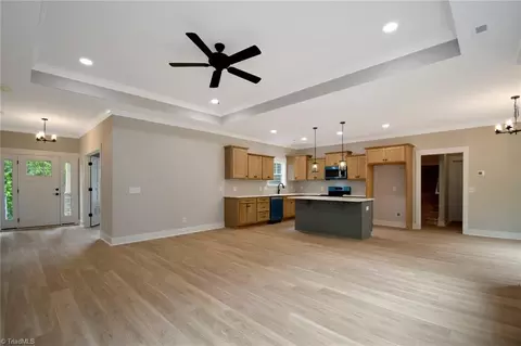 115 Burberry Dr, Purlear, NC 28665 photo 11