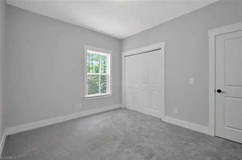 115 Burberry Dr, Purlear, NC 28665 photo 15
