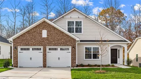 193 Morning Star Dr, Advance, NC 27006