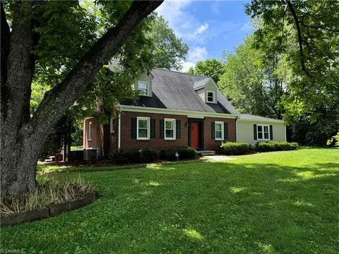 2036 Nc Highway 67, Jonesville, NC 28642