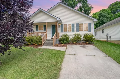 1710 Hertford St, Greensboro, NC 27403