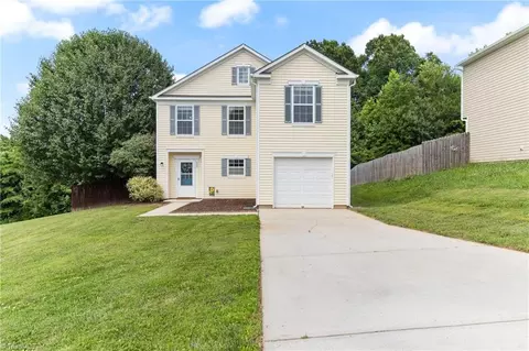 535 Lakewood Glen Ct, Winston Salem, NC 27107