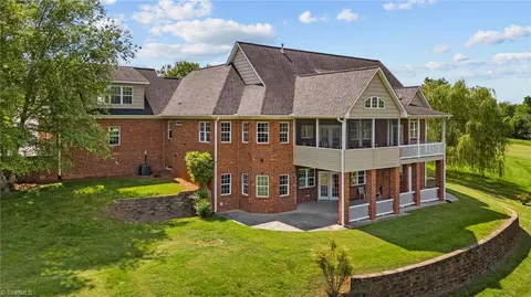 139 Cornwallis Dr, Mocksville, NC 27028