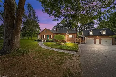 8275 Us Highway 52, Rockwell, NC 28138