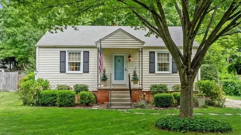 2012 Liberty Dr, Greensboro, NC 27408
