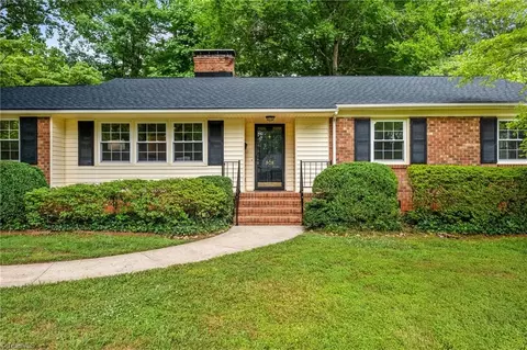 908 Avery Pl, Greensboro, NC 27408