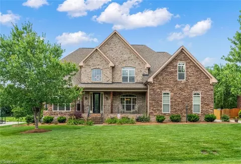 6126 Olde Fields Way, Pfafftown, NC 27040