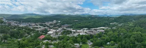 153 Summit St, Boone, NC 28607 photo 43