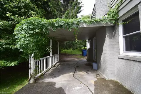 153 Summit St, Boone, NC 28607 photo 5