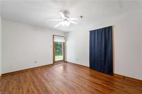 1816 C Guyer St, High Point, NC 27265 photo 10