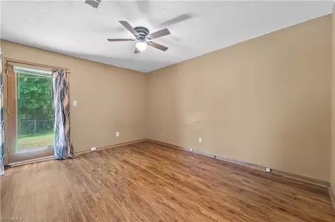 1816 C Guyer St, High Point, NC 27265 photo 8