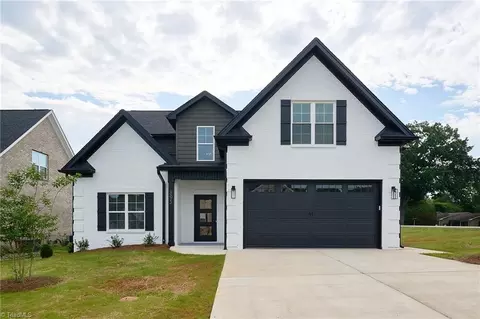 895 Shady Hill Dr, Lewisville, NC 27023