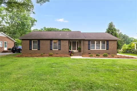 4803 Penn Wyne Dr, Greensboro, NC 27410