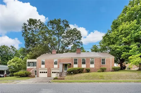 251 Elm St S, Asheboro, NC 27203